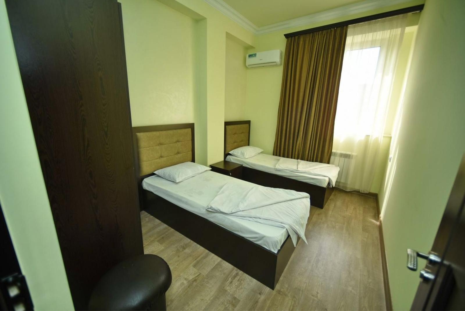 Express Hotel Ереван Екстериор снимка
